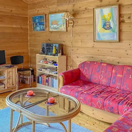 Holiday home Beautiful In Leikanger With Kitchen