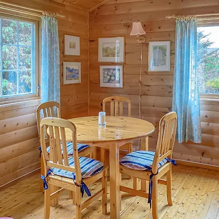 3 Bedroom Awesome In