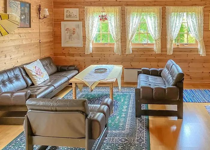 3 Bedroom Awesome In