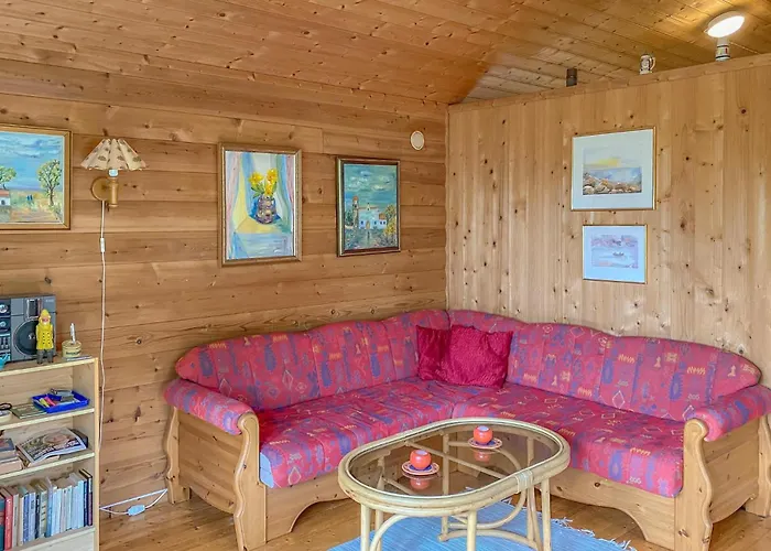 3 Bedroom Awesome In Ferienhaus *