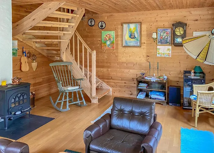 3 Bedroom Awesome In *