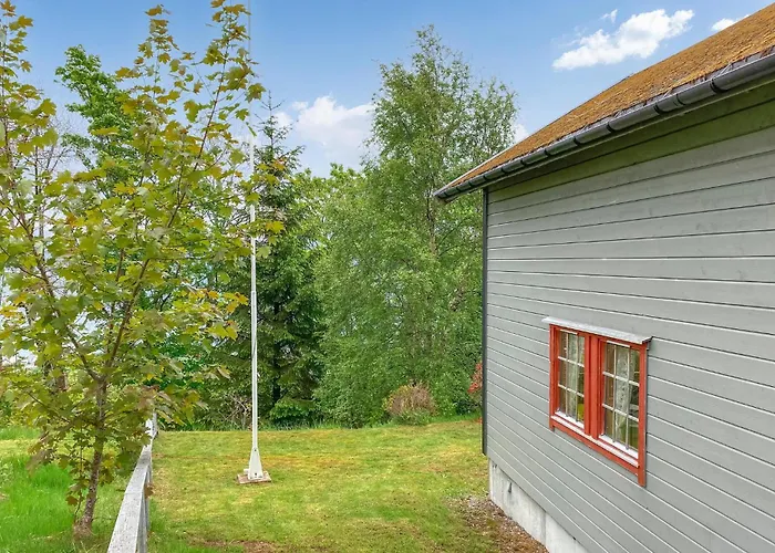 3 Bedroom Awesome In Ferienhaus