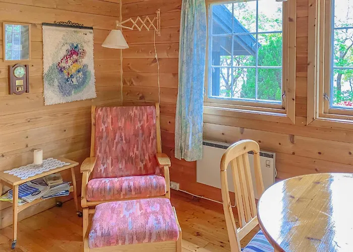 3 Bedroom Awesome In *