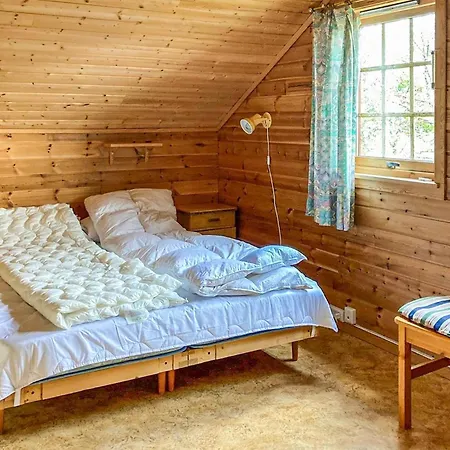 3 Bedroom Awesome In * Leikanger
