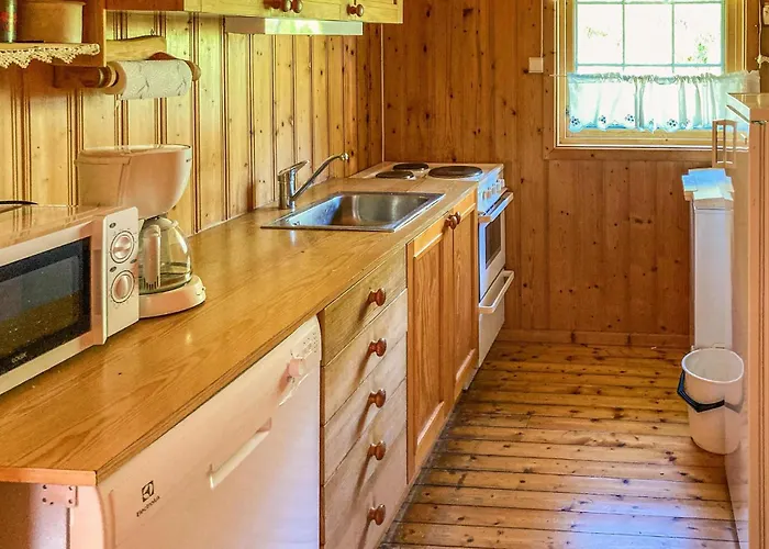 3 Bedroom Awesome In